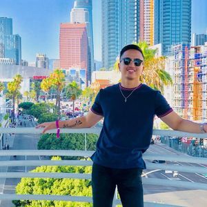 Meet your Posher, Arnel john chester